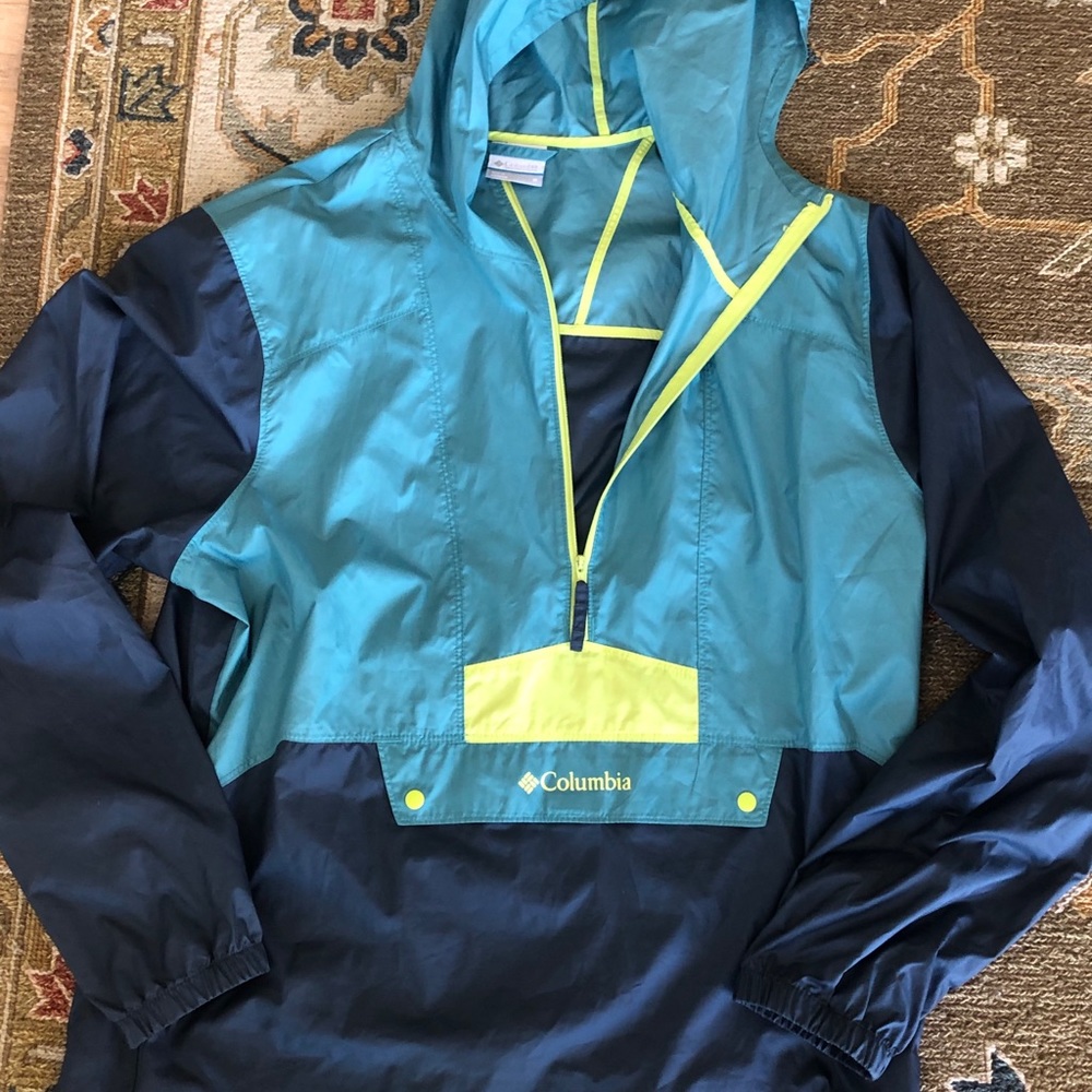 Columbia windbreaker